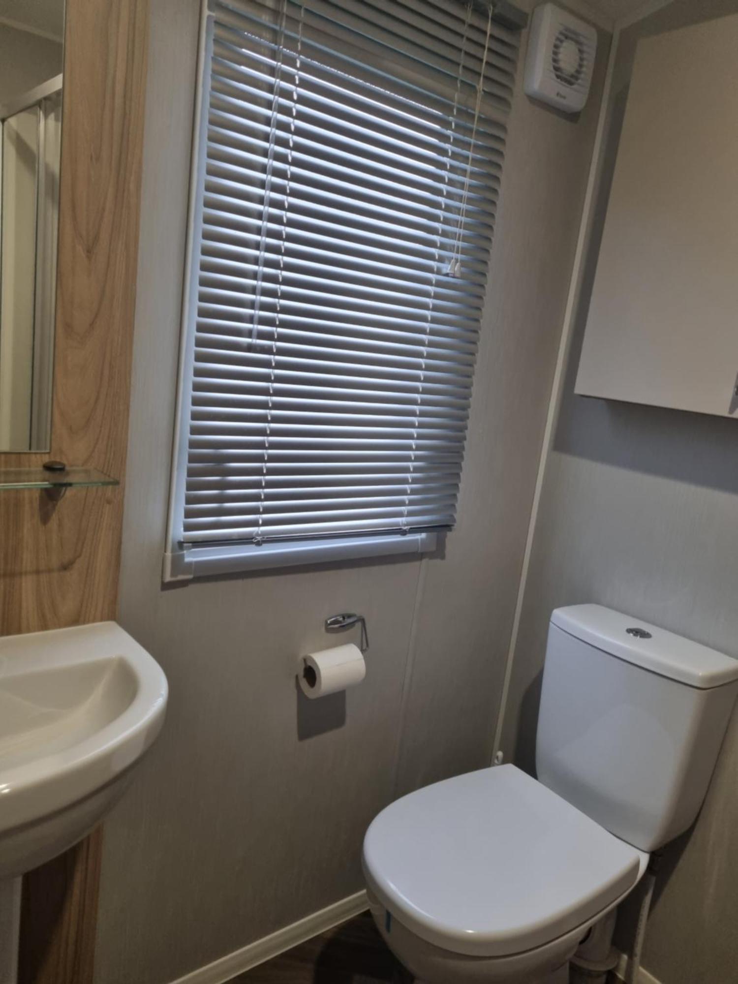 Sunrise Holidays - Amethyst Holiday home *